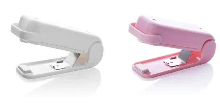 1pc Mini Handheld Snack Sealer,Compact ABS Plastic Bag Sealer for Freshness, Easy-to-Use Kitchen Gadge,Portable Sealer Packaging